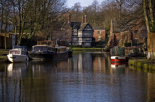 Canal Bridgewater para transportar carbón desde las minas del Duque de Bridgewater a Manchester