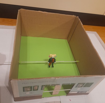Imagen del campo con la figura que tira y la que para colocadas