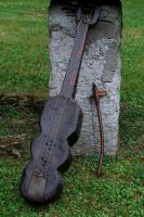 Guitarra de madeira